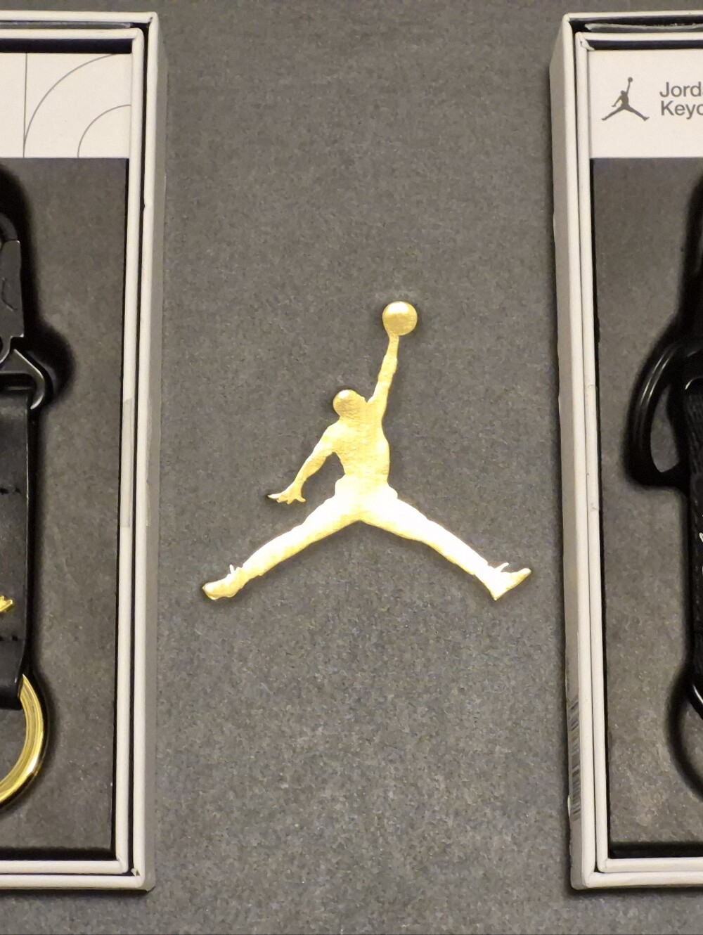 ⚪️🪙Brand new Jordan Flight/ Ingot keychain/phone Charm